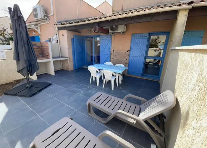Jolie Maison De Renovee Et Climatisee, 5 Couchages, 2 Et Mezzanine, 100m De La Plage, Le Village De La Lrvm39 Villa Portiragnes