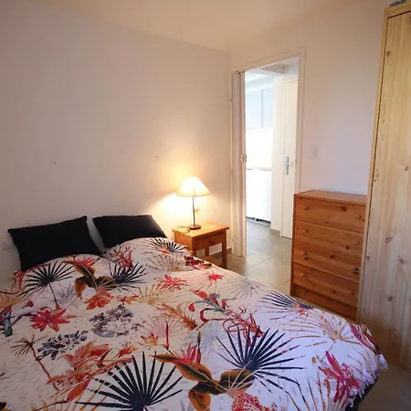 Jolie Maison De Renovee Et Climatisee, 5 Couchages, 2 Et Mezzanine, 100m De La Plage, Le Village De La Lrvm39 Villa Portiragnes