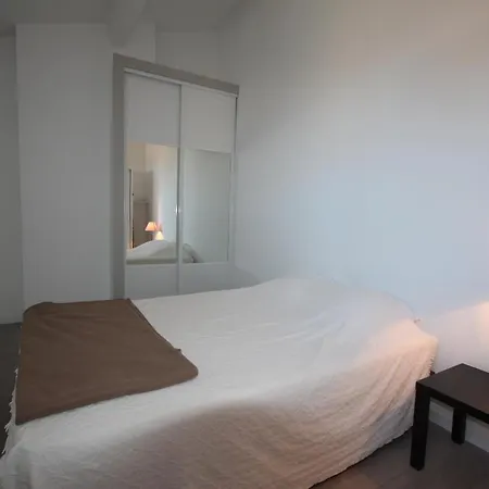 Jolie Maison De Renovee Et Climatisee, 5 Couchages, 2 Et Mezzanine, 100m De La Plage, Le Village De La Lrvm39 * Portiragnes